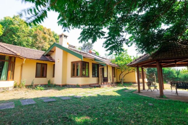 Nature-Embraced Estate within Coonoor